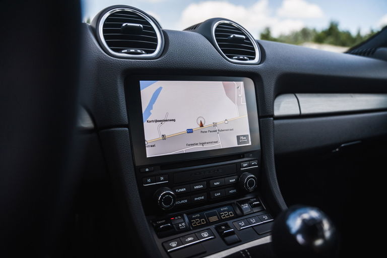 Porsche 718 Cayman GT4