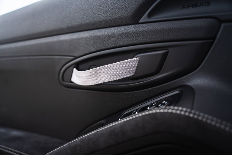 Porsche 718 Cayman GT4