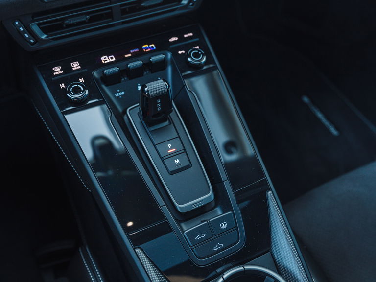 Porsche 992 Carrera GTS