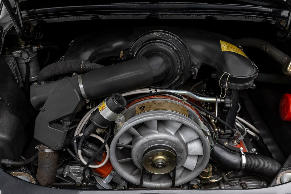 Porsche 911 Carrera 2,7