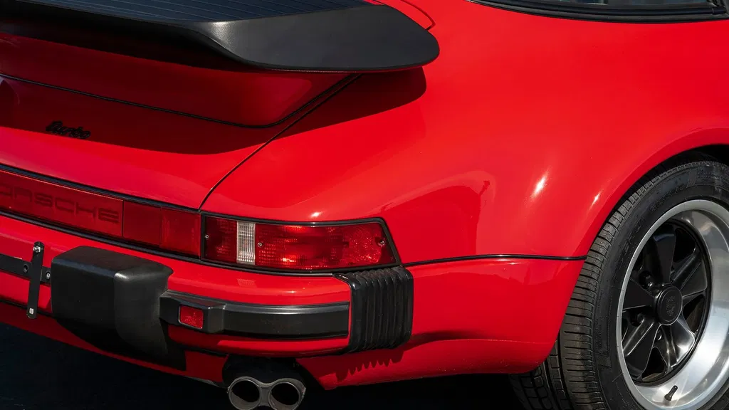 Porsche 911 Turbo Flachbau