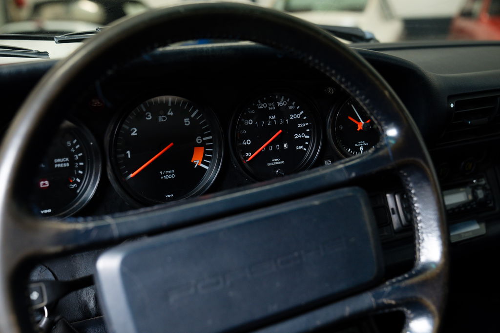 Porsche 911 Carrera 3.2