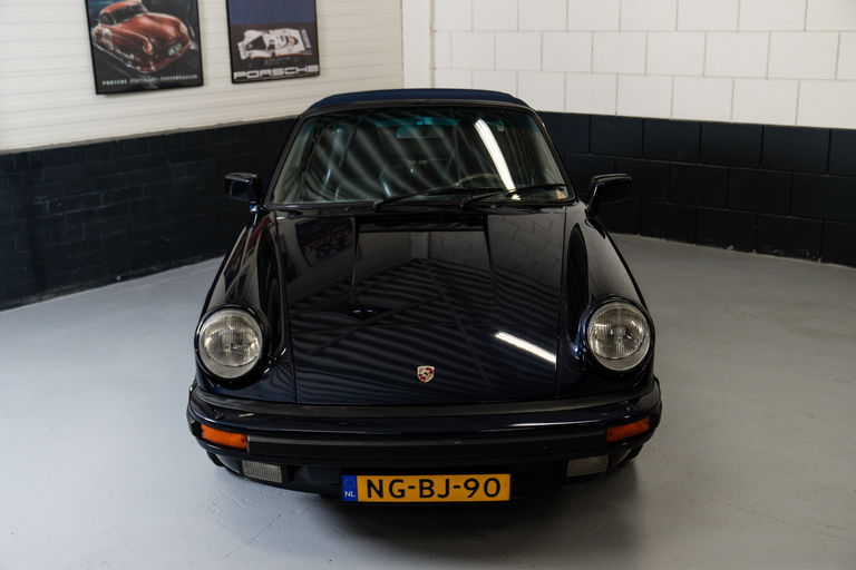 Porsche 911 Carrera 3.2
