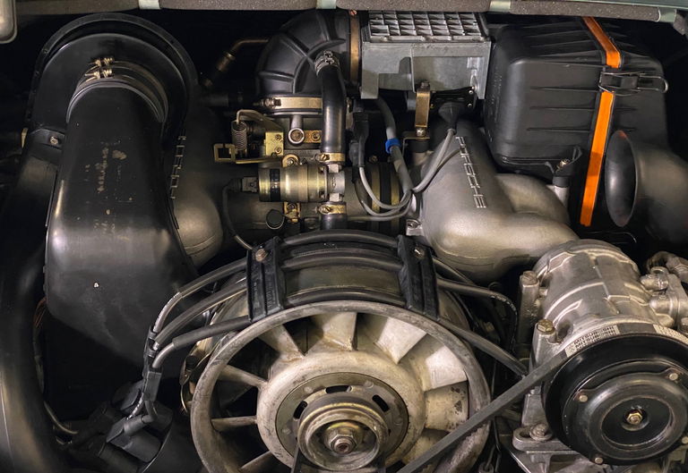 Porsche 911 Carrera 3.2