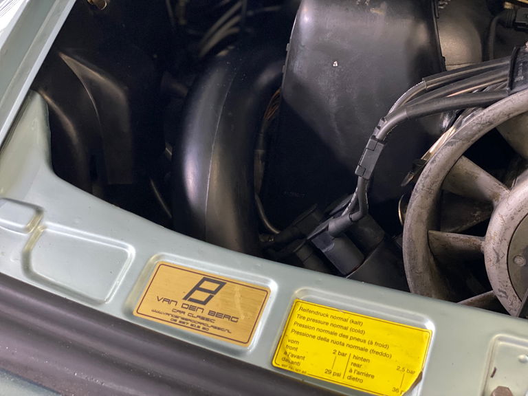 Porsche 911 Carrera 3.2