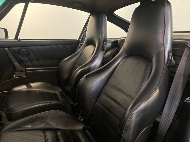 Porsche 911 Turbo 3.3