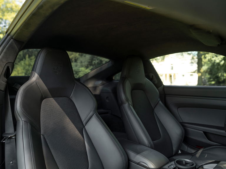 Porsche 992 GT3 Touring