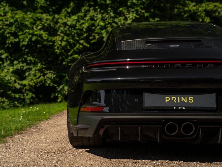 Porsche 992 GT3 Touring