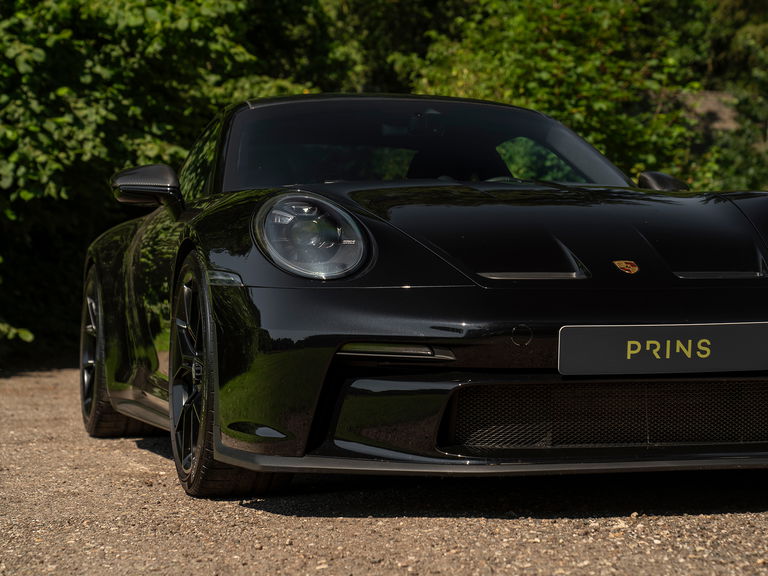 Porsche 992 GT3 Touring