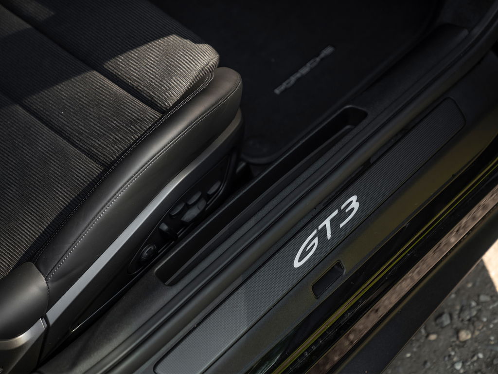 Porsche 992 GT3 Touring