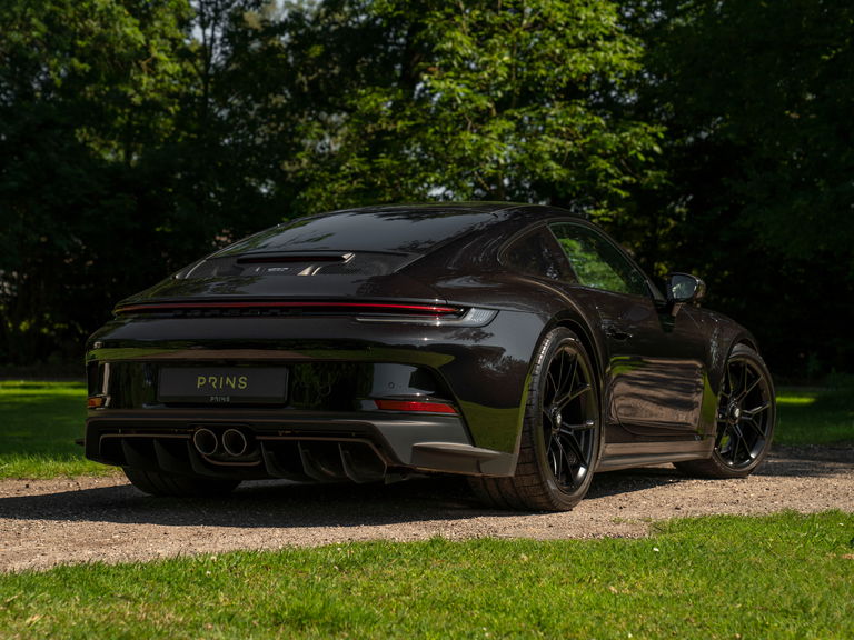 Porsche 992 GT3 Touring