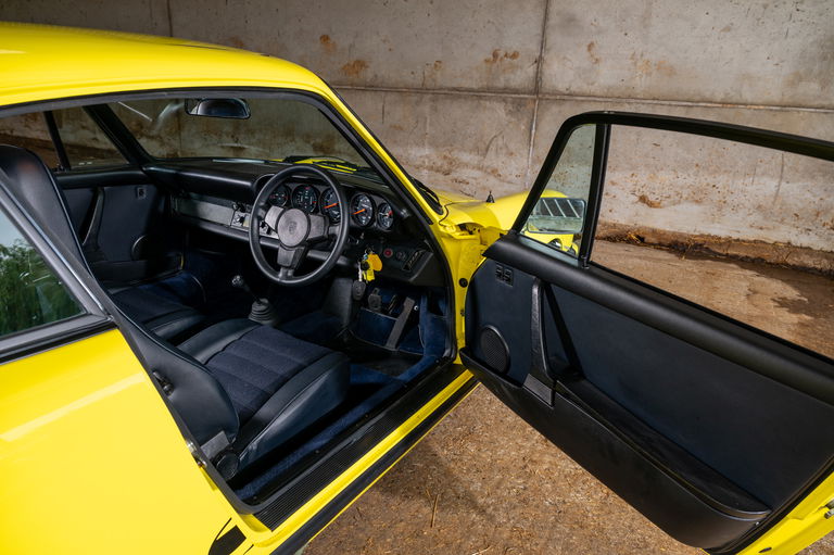 Porsche 911 Carrera 2,7