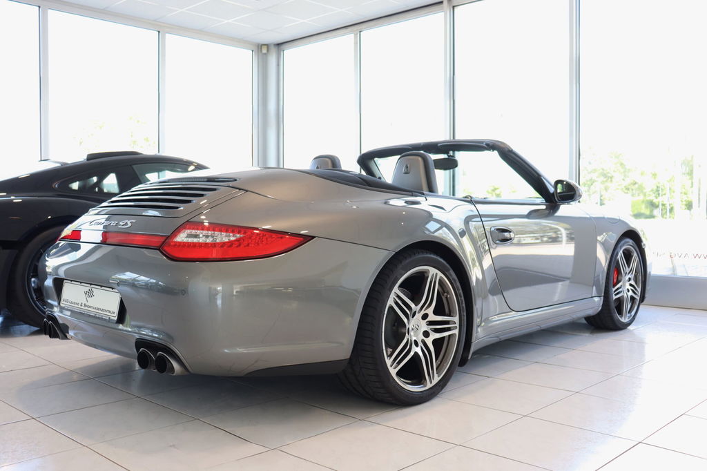Porsche 997.2 Carrera 4S
