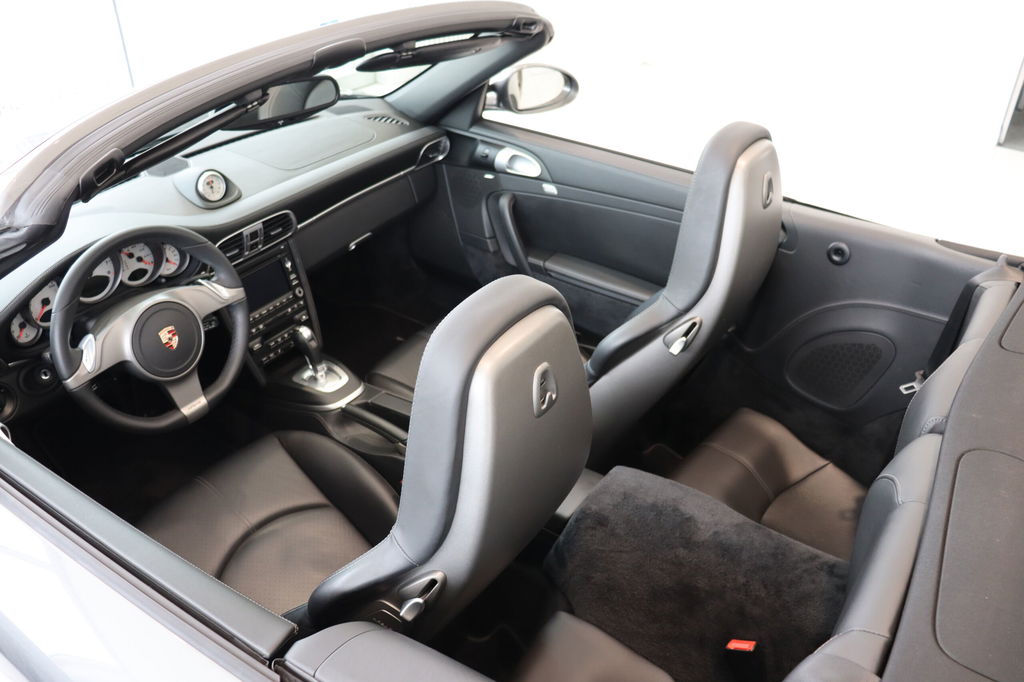 Porsche 997.2 Carrera 4S