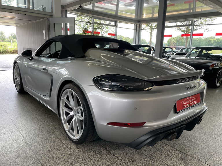 Porsche 718 Spyder