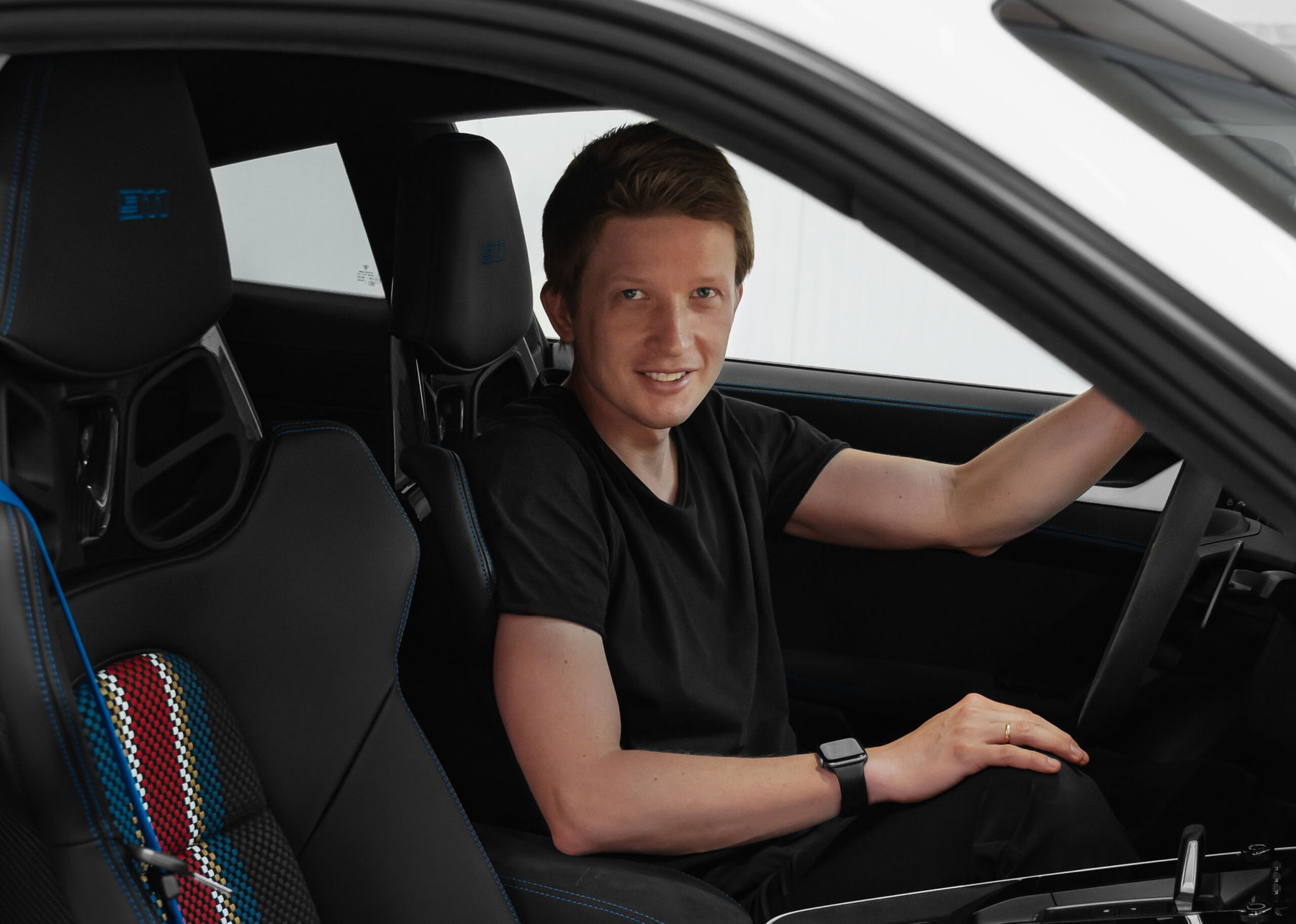 Justin Placek im Porsche 992 Dakar