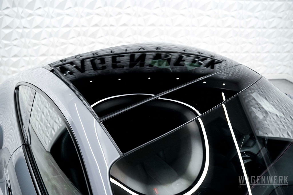 Porsche 992 Carrera 4 GTS