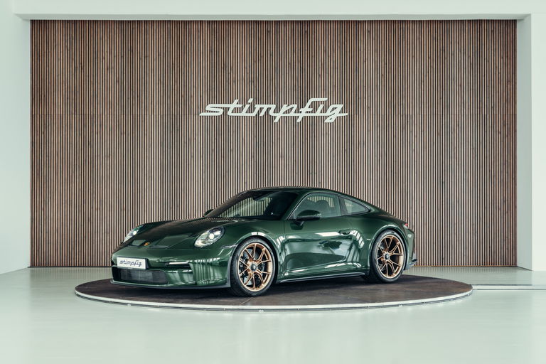 Porsche 992 GT3 Touring