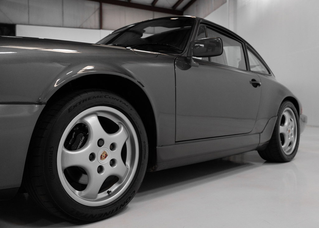 Porsche 964 Carrera 4