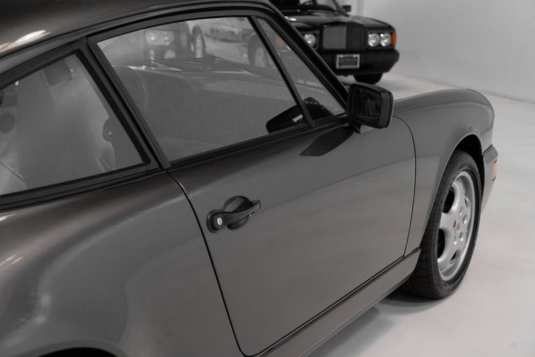 Porsche 964 Carrera 4