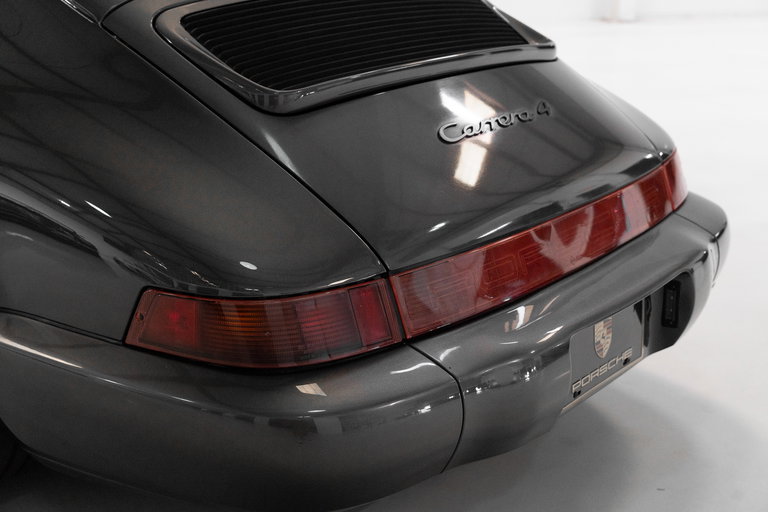 Porsche 964 Carrera 4