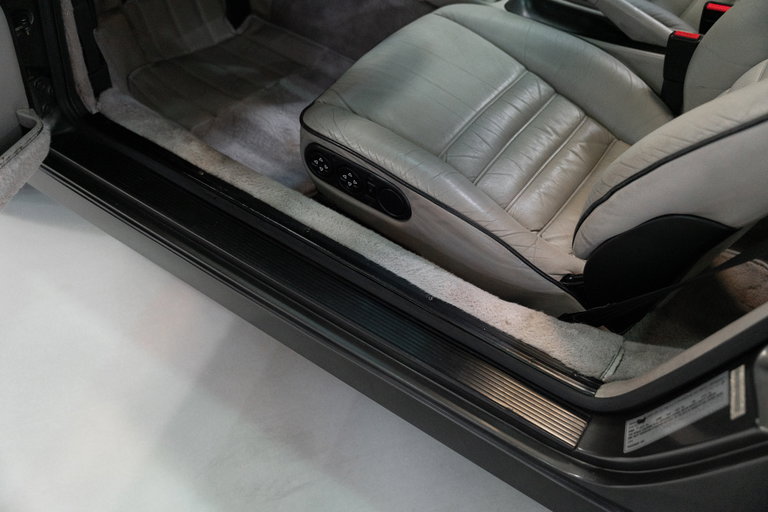 Porsche 964 Carrera 4