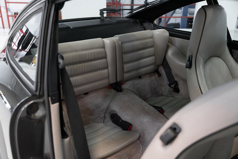 Porsche 964 Carrera 4