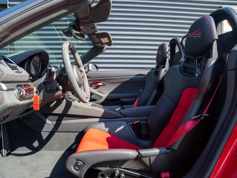 Porsche 718 Spyder RS