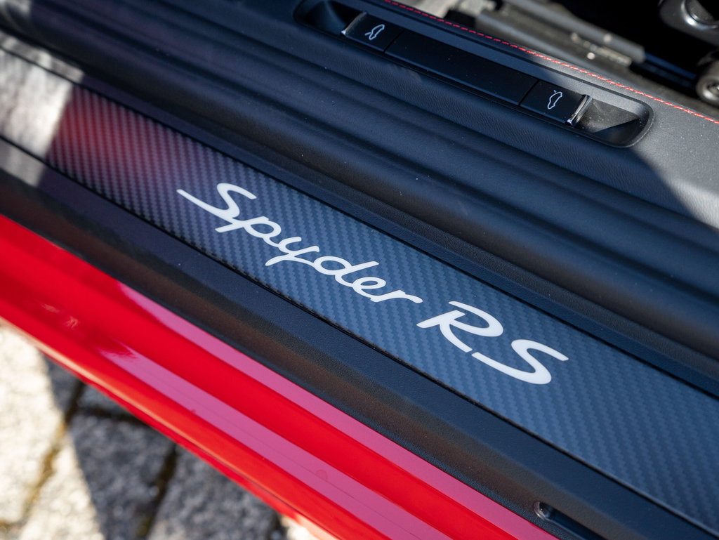 Porsche 718 Spyder RS