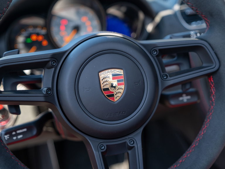 Porsche 718 Spyder RS