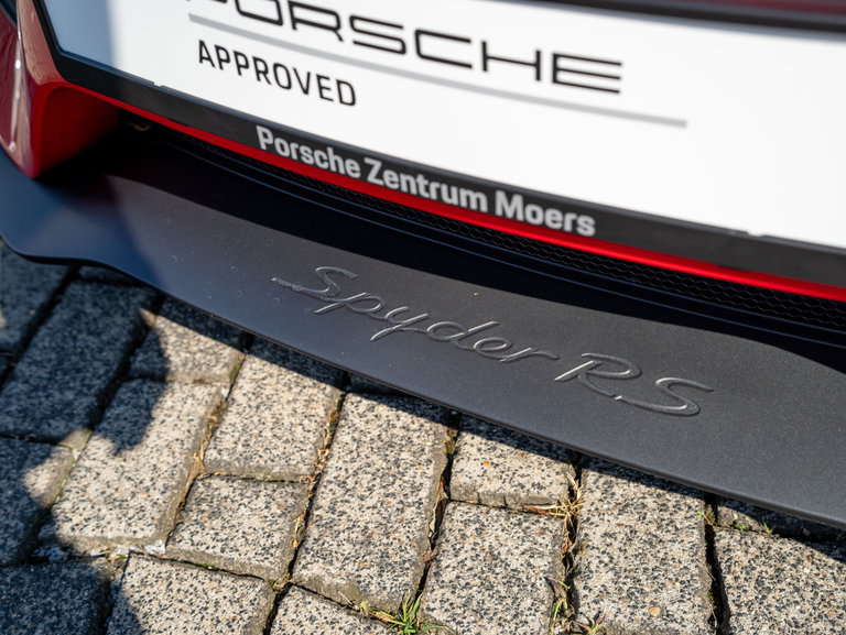 Porsche 718 Spyder RS