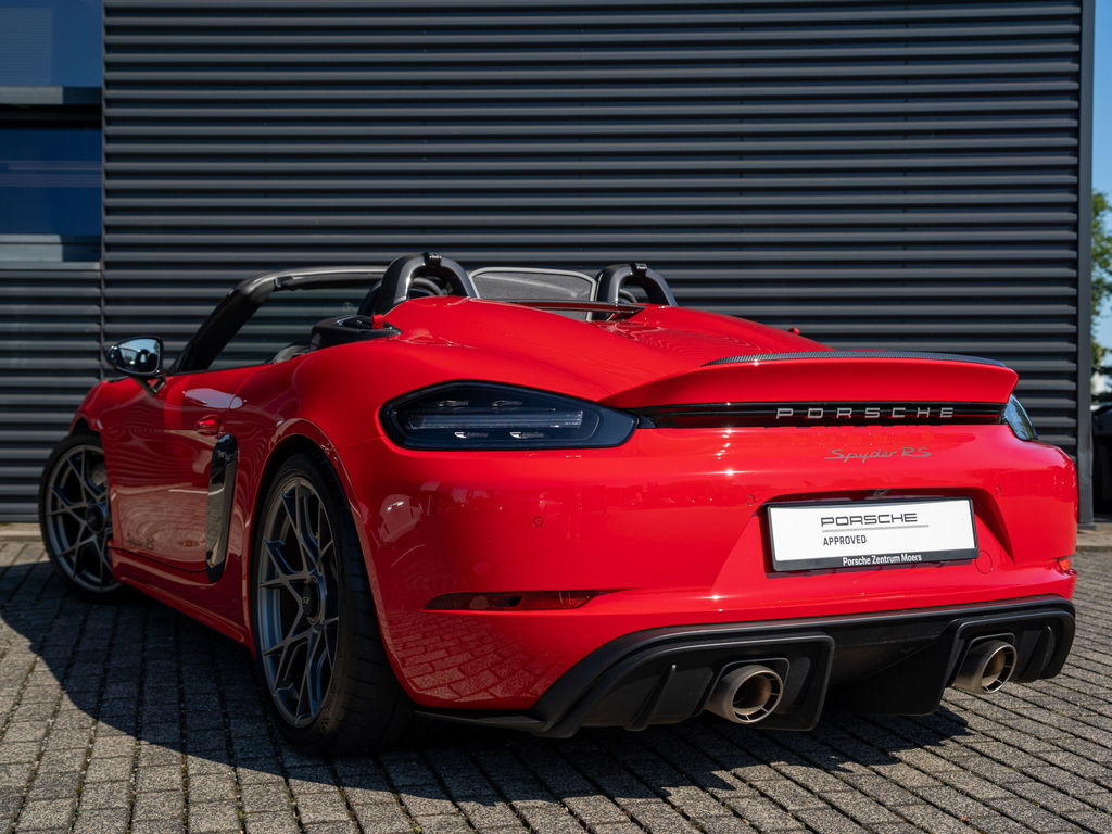 Porsche 718 Spyder RS