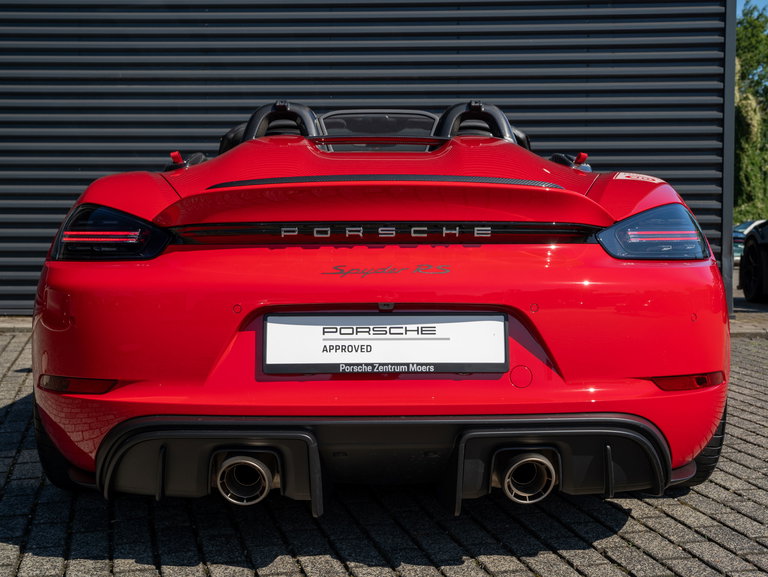Porsche 718 Spyder RS