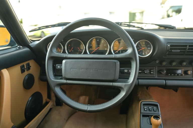Porsche 964 Carrera 2