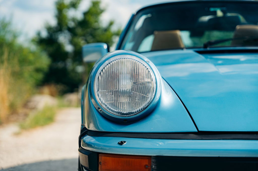 Porsche 911 Carrera 3.2