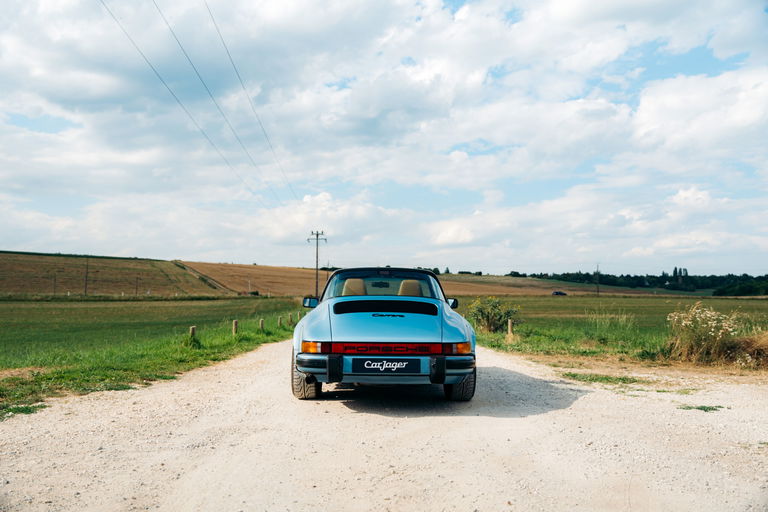 Porsche 911 Carrera 3.2