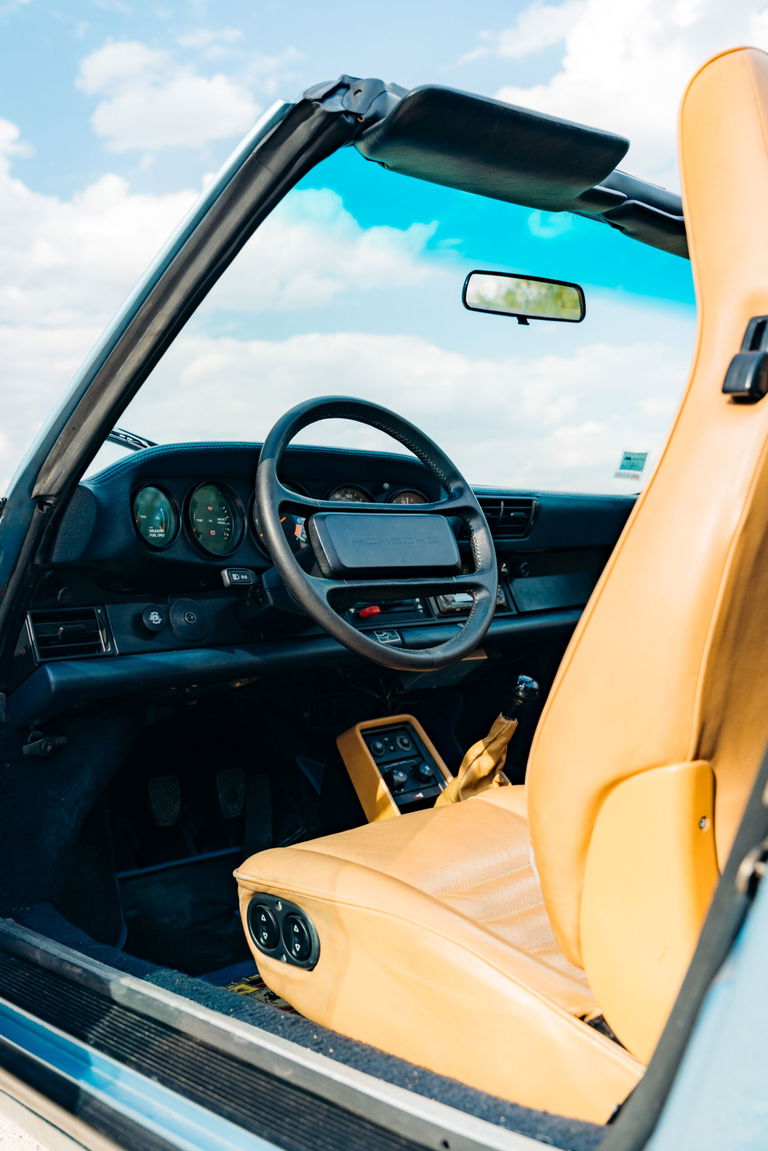 Porsche 911 Carrera 3.2