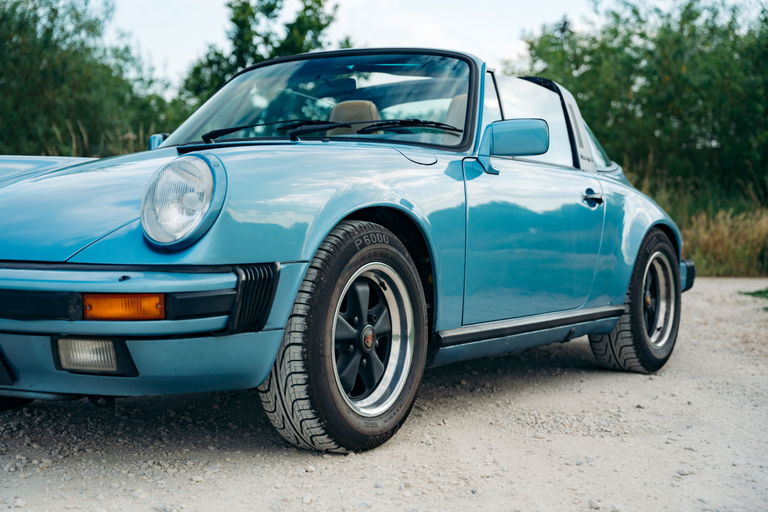 Porsche 911 Carrera 3.2