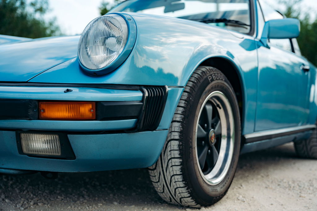 Porsche 911 Carrera 3.2