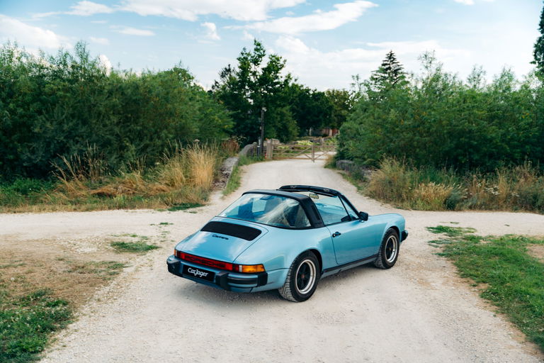 Porsche 911 Carrera 3.2