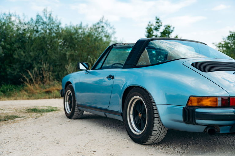 Porsche 911 Carrera 3.2