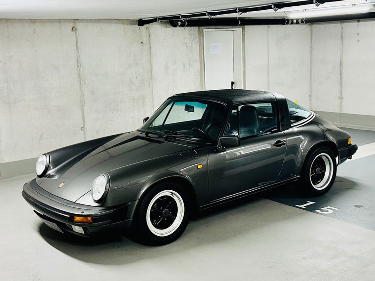 Porsche 911 Carrera 3.2
