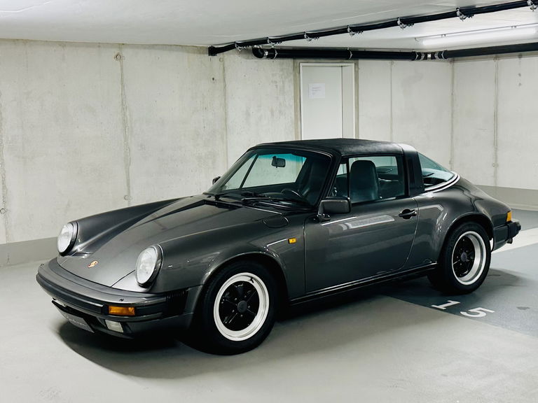 Porsche 911 Carrera 3.2