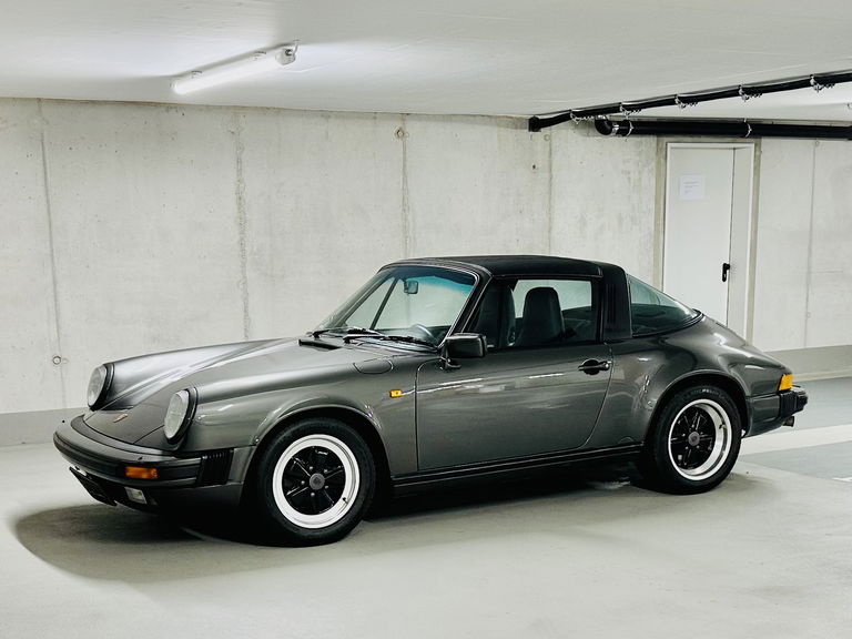 Porsche 911 Carrera 3.2