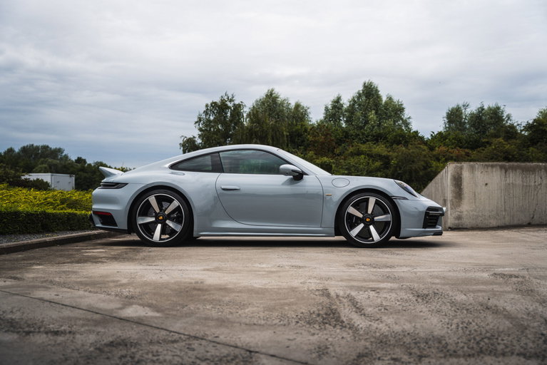 Porsche 992 Sport Classic