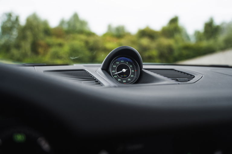 Porsche 992 Sport Classic