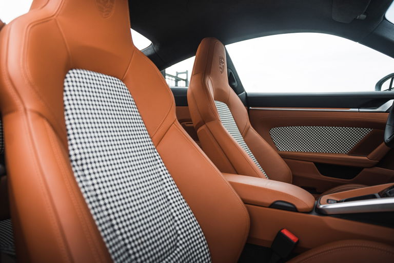 Porsche 992 Sport Classic