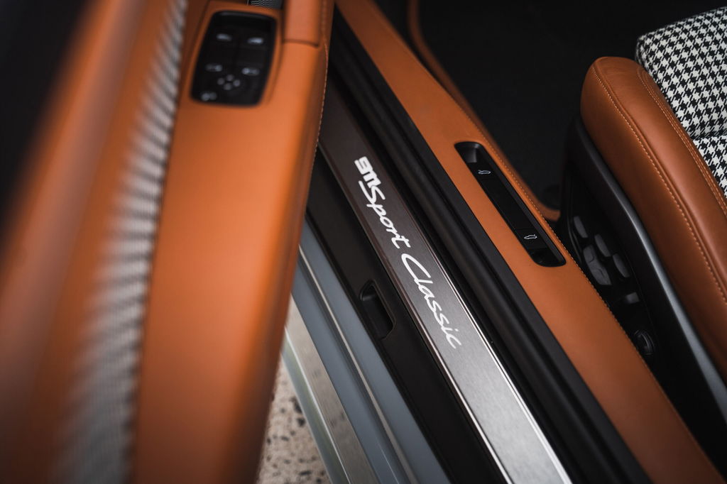 Porsche 992 Sport Classic