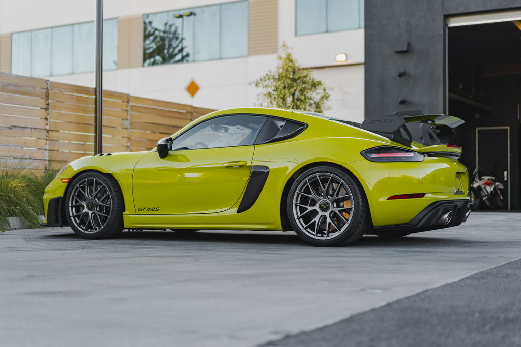 Porsche 718 Cayman GT4 RS