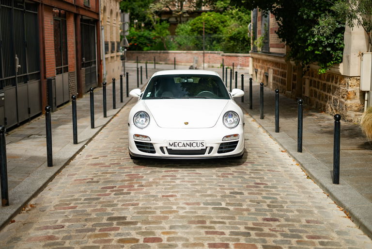 Porsche 997.2 Carrera GTS